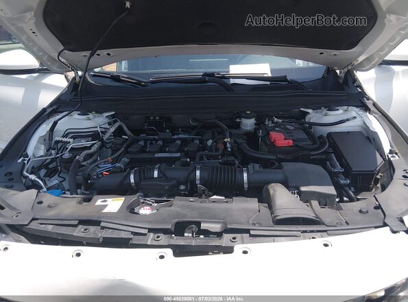 1HGCV1F44JA057412 2018 HONDA ACCORD White უკანა ხედი
