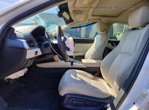 1HGCV1F44KA106674 2019 HONDA ACCORD White Front interior view