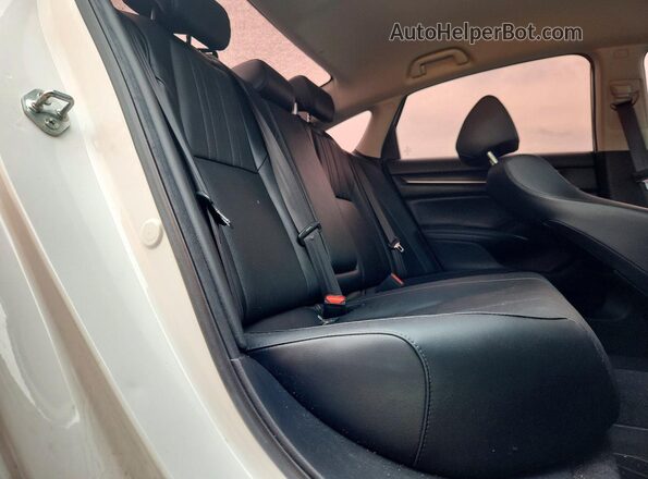 1HGCV1F44MA084971 2021 HONDA ACCORD White უკანა სავარძლების ხედი