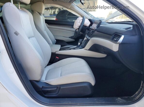 1HGCV1F45JA026847 2018 HONDA ACCORD White Սալոնի դիմացի տեսք