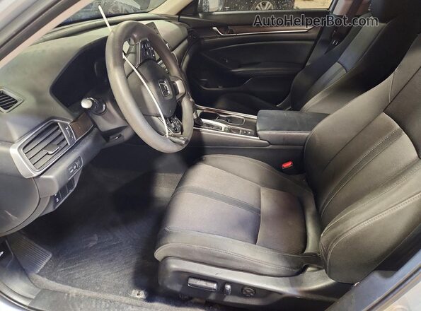 1HGCV1F46JA171346 2018 HONDA ACCORD Silver Սալոնի դիմացի տեսք