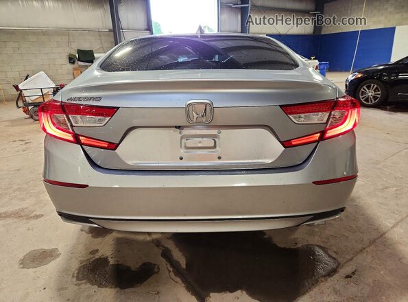 1HGCV1F46JA171346 2018 HONDA ACCORD Silver Հետևի տեսք