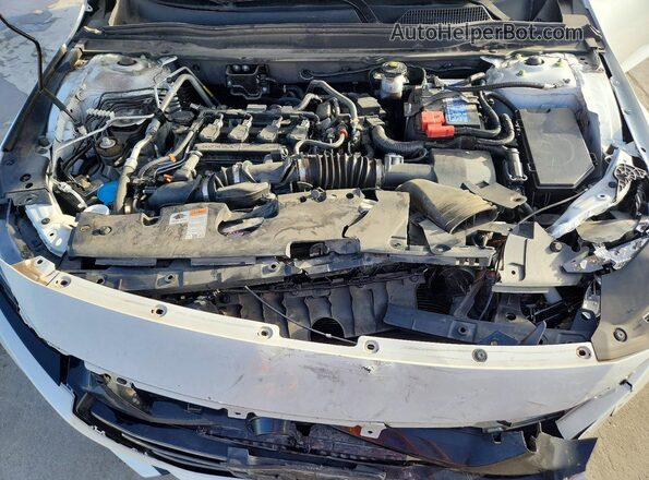 1HGCV1F46NA079823 2022 HONDA ACCORD White Вид задньої частини салону