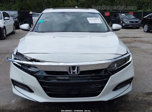 1HGCV1F47JA099962 2018 HONDA ACCORD White ხელსაწყოთა პანელის ხედი
