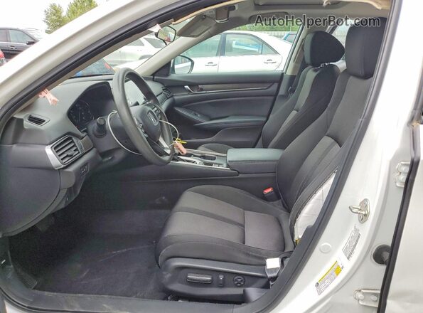 1HGCV1F47JA175843 2018 HONDA ACCORD White Вид салону спереду