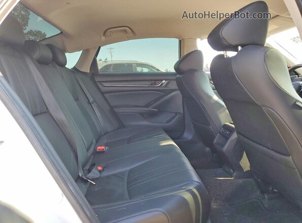 1HGCV1F48MA031609 2021 HONDA ACCORD White Vista de los asientos traseros