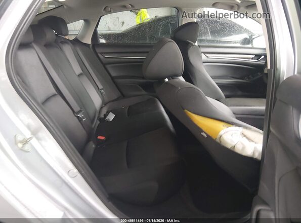 1HGCV1F49JA173494 2018 HONDA ACCORD Gray Widok naklejki z numerem VIN