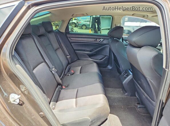 1HGCV1F4XJA076207 2018 HONDA ACCORD Brown უკანა სავარძლების ხედი