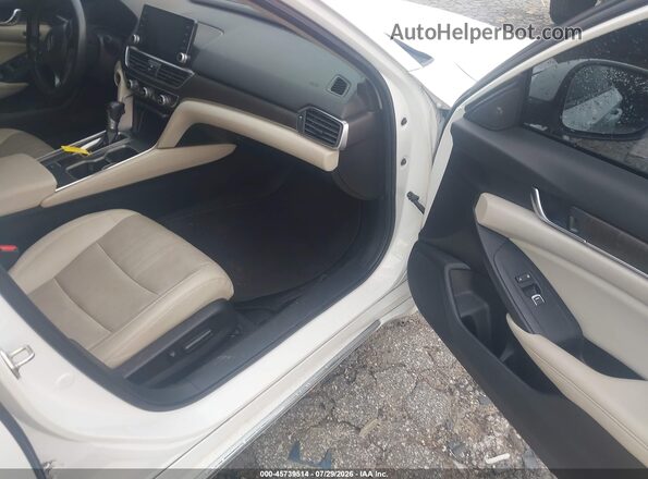 1HGCV1F50KA088909 2019 HONDA ACCORD White Vista interior delantera
