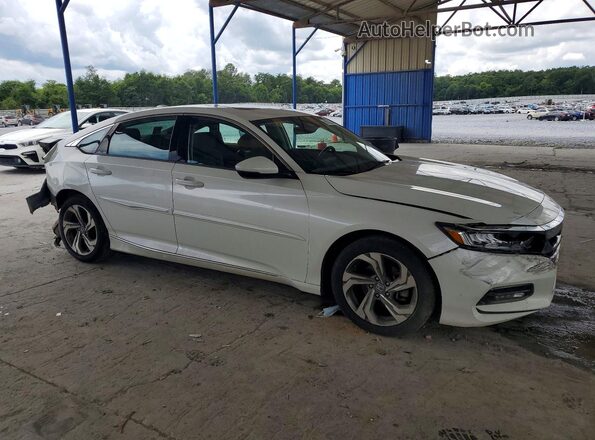 1HGCV1F53JA075408 2018 HONDA ACCORD White Передня права чверть