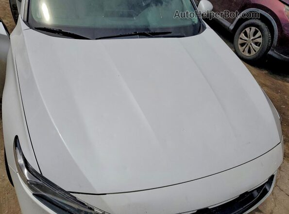 1HGCV1F53KA023844 2019 HONDA ACCORD White Vista interior trasera