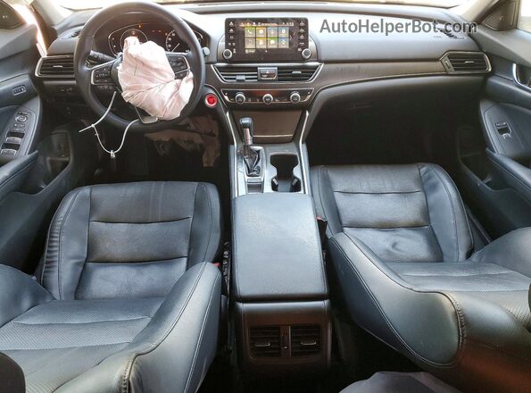 1HGCV1F56JA133883 2018 HONDA ACCORD White Widok deski rozdzielczej
