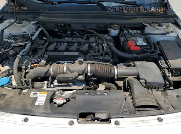 1HGCV1F56KA063545 2019 HONDA ACCORD Белый Вид задней части салона