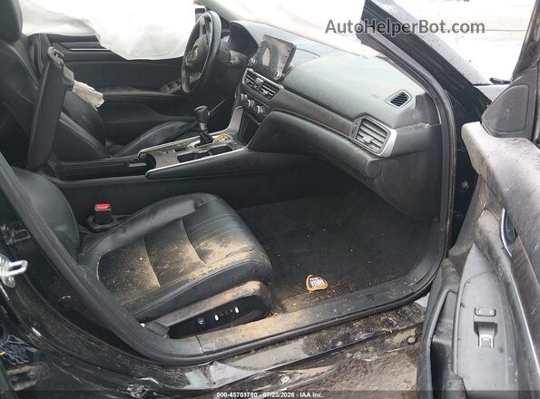 1HGCV1F57JA100262 2018 HONDA ACCORD Black Widok wnętrza z przodu