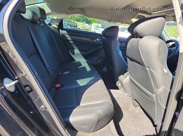 1HGCV1F57JA137392 2018 HONDA ACCORD Black უკანა სავარძლების ხედი