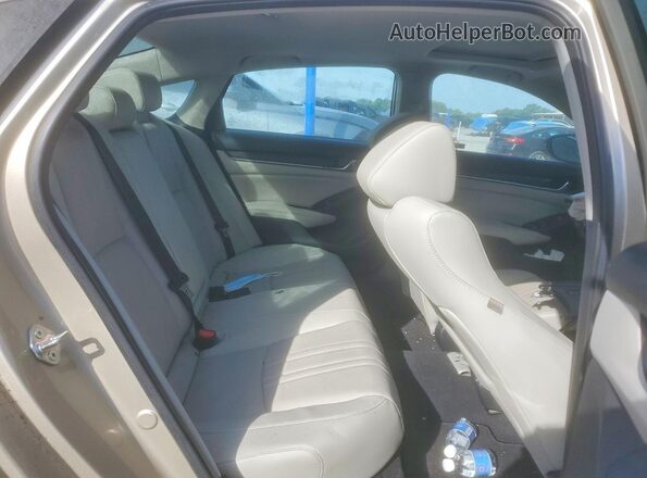 1HGCV1F59JA262846 2018 HONDA ACCORD Beige Rear seats view