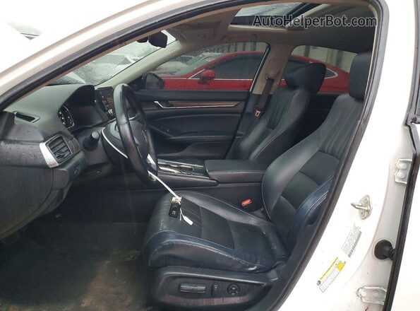 1HGCV1F61JA111962 2018 HONDA ACCORD White Front interior view