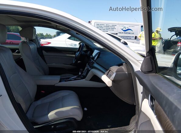 1HGCV1F62JA215165 2018 HONDA ACCORD White წინა სალონის ხედი