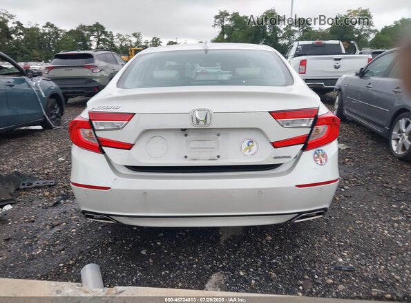 1HGCV1F91JA075393 2018 HONDA ACCORD White 