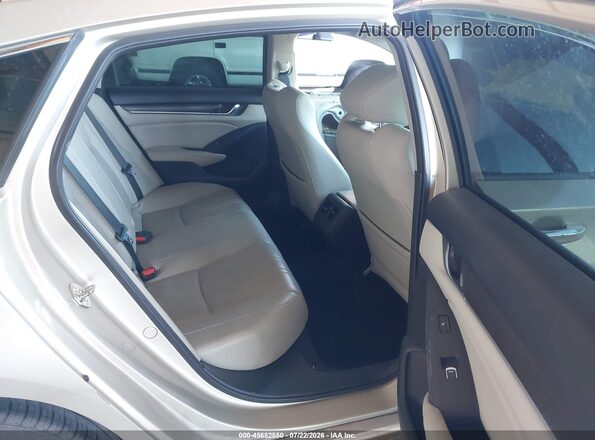 1HGCV1F92JA003053 2018 HONDA ACCORD Tan VIN կոդի պիտակի տեսք
