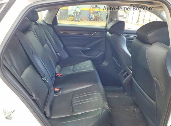1HGCV1F96JA010054 2018 HONDA ACCORD White Rear seats view
