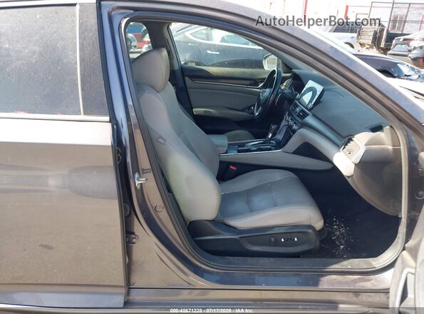 1HGCV1F97JA027784 2018 HONDA ACCORD Gray Widok wnętrza z przodu