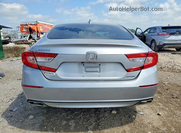 1HGCV1F97JA069436 2018 HONDA ACCORD Silver Вид ззаду