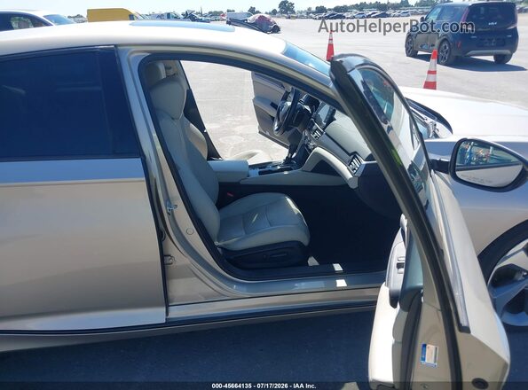 1HGCV1F97JA218024 2018 HONDA ACCORD Кремовый Вид салона спереди