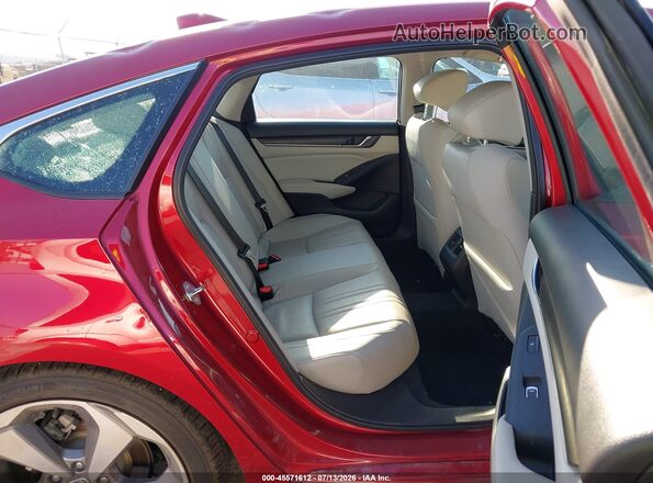 1HGCV1F98JA002697 2018 HONDA ACCORD Red Вид наклейки з VIN-кодом