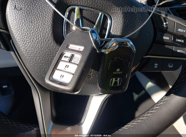 1HGCV1F98JA002697 2018 HONDA ACCORD Red Вид панелі приладів