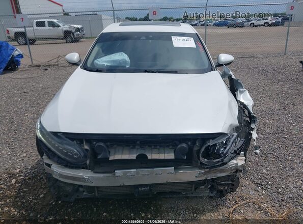 1HGCV1F99JA117373 2018 HONDA ACCORD White Vista interior trasera