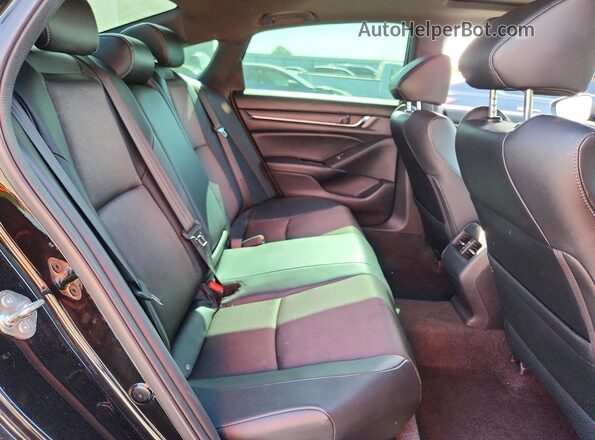1HGCV2F30JA035758 2018 HONDA ACCORD Black Вид задніх сидінь