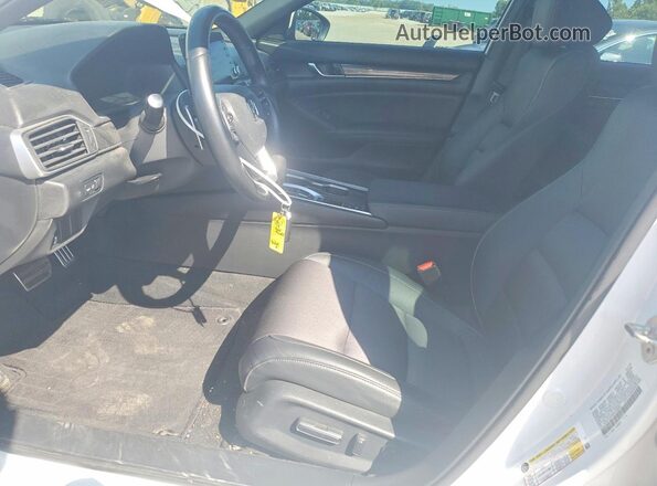 1HGCV2F30KA008397 2019 HONDA ACCORD White Vista interior delantera