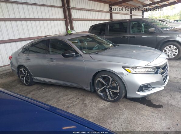 1HGCV2F30NA013930 2022 HONDA ACCORD Silver Вид задньої частини салону