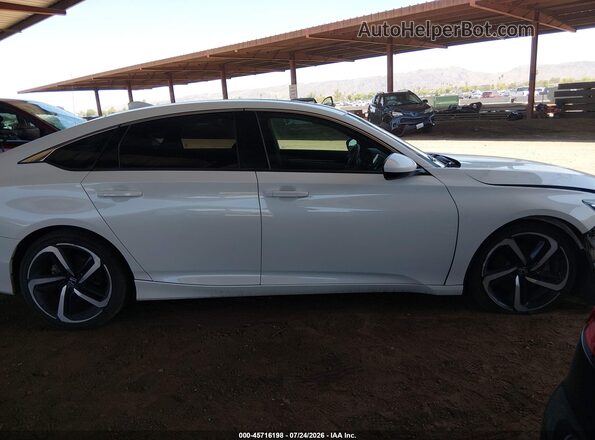 1HGCV2F31KA026892 2019 HONDA ACCORD White Vista interior de 360 grados