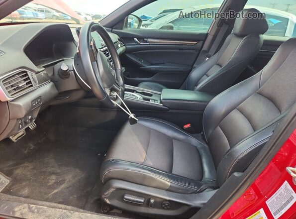 1HGCV2F34JA043801 2018 HONDA ACCORD Красный Вид салона спереди