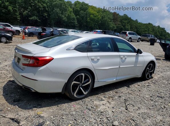 1HGCV2F34JA045564 2018 HONDA ACCORD White Հետևի աջ