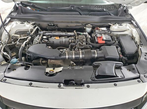 1HGCV2F34LA028864 2020 HONDA ACCORD White Вид задньої частини салону