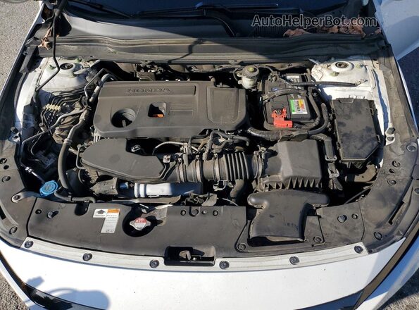 1HGCV2F34MA021320 2021 HONDA ACCORD White Вид задньої частини салону