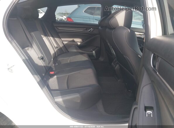 1HGCV2F34NA018452 2022 HONDA ACCORD White VIN կոդի պիտակի տեսք