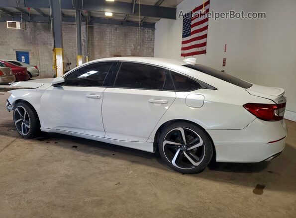 1HGCV2F36JA017569 2018 HONDA ACCORD White Rear left