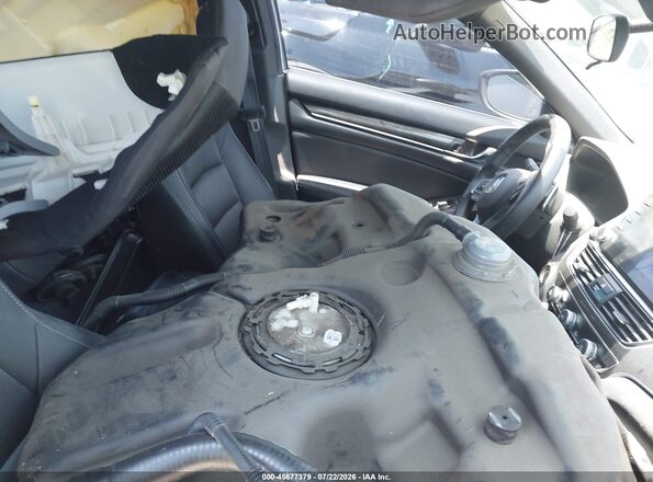 1HGCV2F36KA019176 2019 HONDA ACCORD Серебряный Вид салона спереди