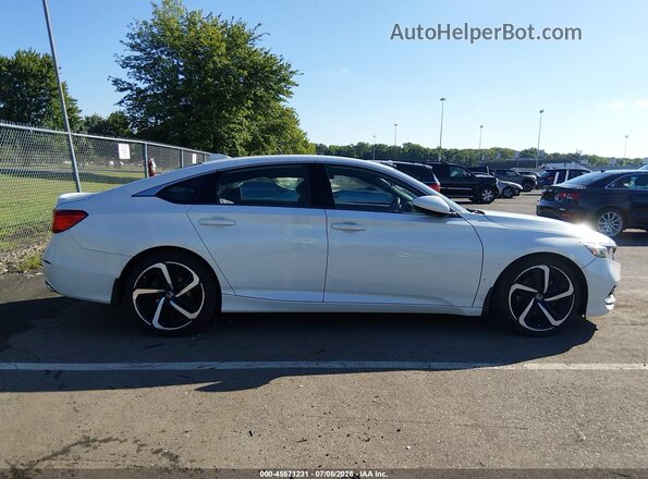 1HGCV2F37KA019428 2019 HONDA ACCORD White უკანა სალონის ხედი