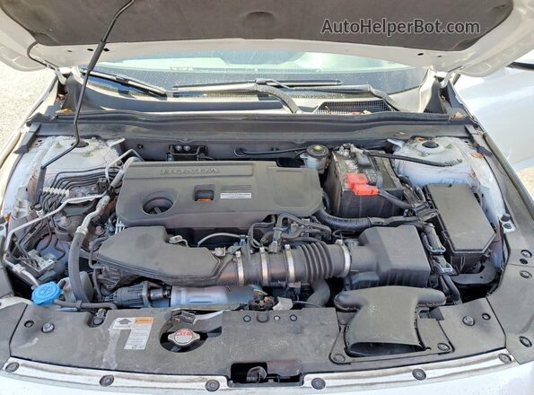 1HGCV2F37KA023074 2019 HONDA ACCORD White Вид задньої частини салону