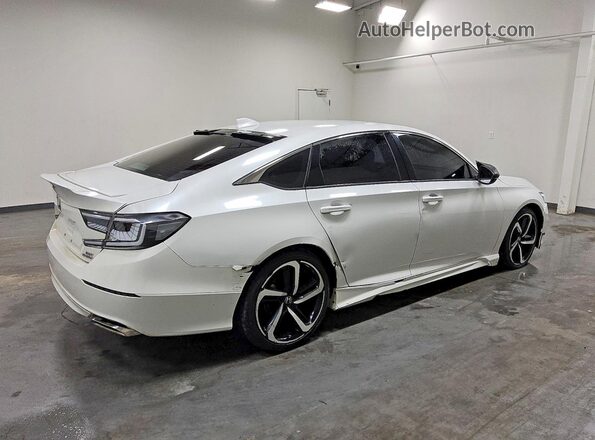 1HGCV2F38KA004498 2019 HONDA ACCORD White Հետևի աջ