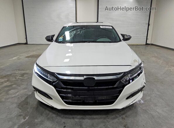 1HGCV2F38KA004498 2019 HONDA ACCORD White Դիմացի տեսք