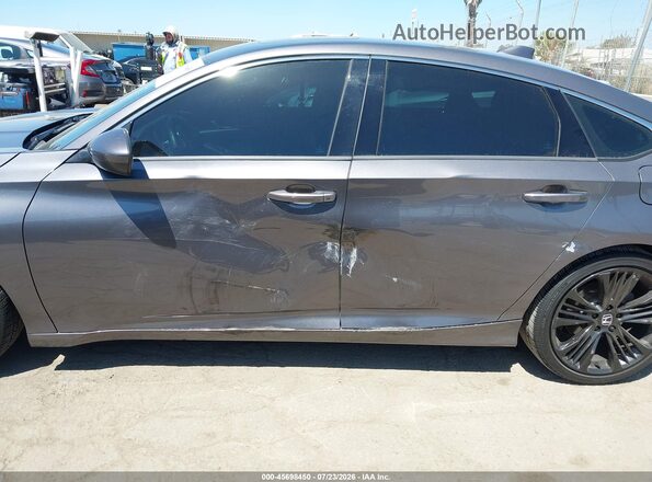 1HGCV2F3XJA039333 2018 HONDA ACCORD Gray Front view