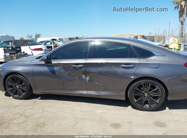 1HGCV2F3XJA039333 2018 HONDA ACCORD Gray 360 interior view