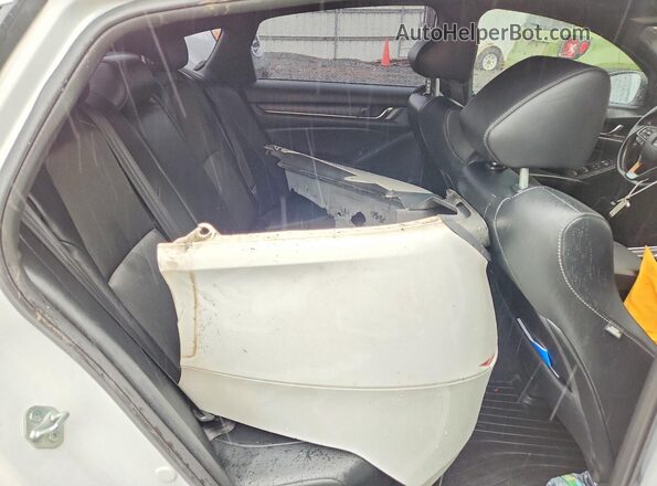 1HGCV2F3XMA029521 2021 HONDA ACCORD White Widok tylnych siedzeń