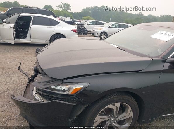 1HGCV2F55JA002692 2018 HONDA ACCORD Black Widok z przodu